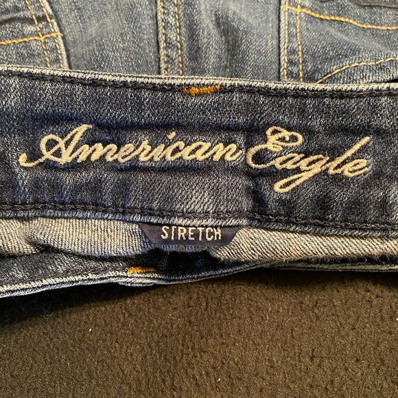 Size 0 American Eagle Shorts - Picture 3 of 4